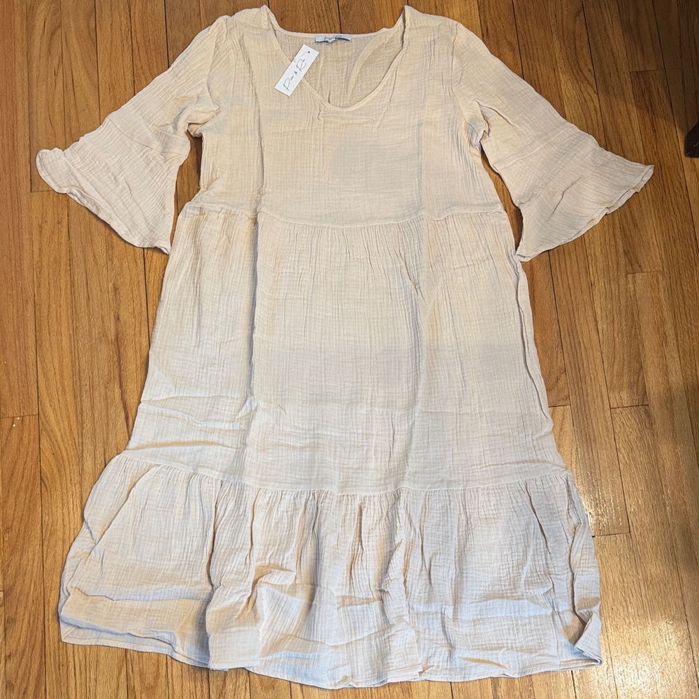 Parker & Rowe Dress Women's Beige Dress with Ruffle Hem M
